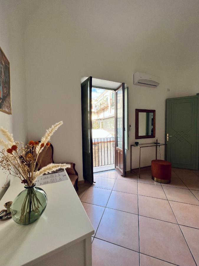 A Ballaro Apartments Палермо Екстериор снимка